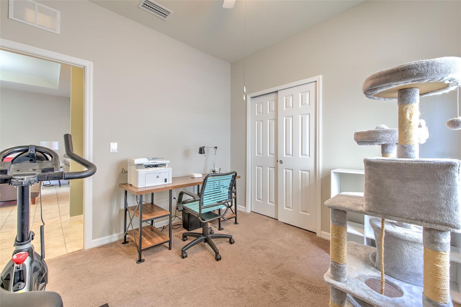 Image 18 of 30 For 6435 Yellow Buckeye Drive