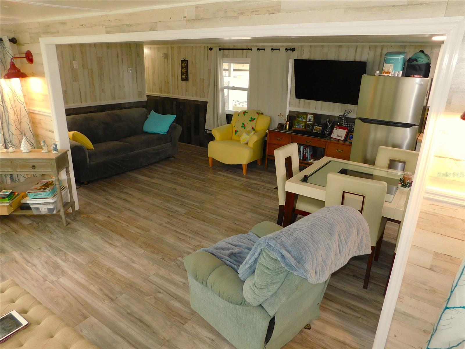 Image 20 of 74 For 37320 8th Avenue