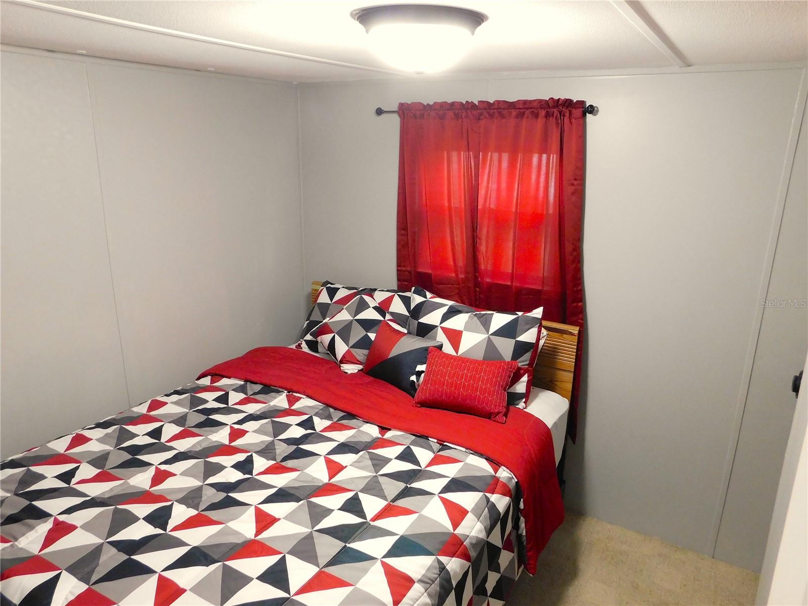 Image 26 of 74 For 37320 8th Avenue