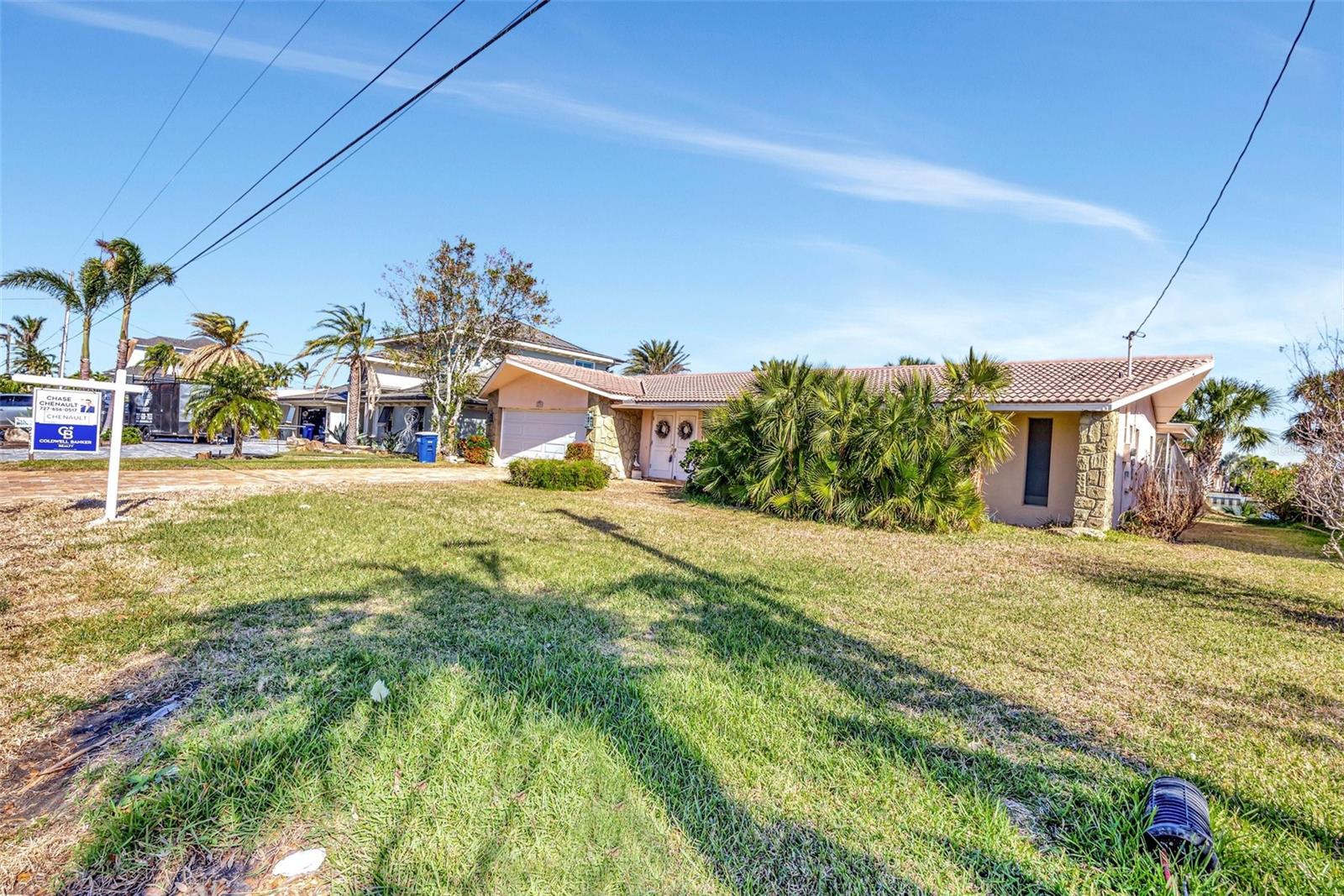 Image 3 of 45 For 219 Leeward Island