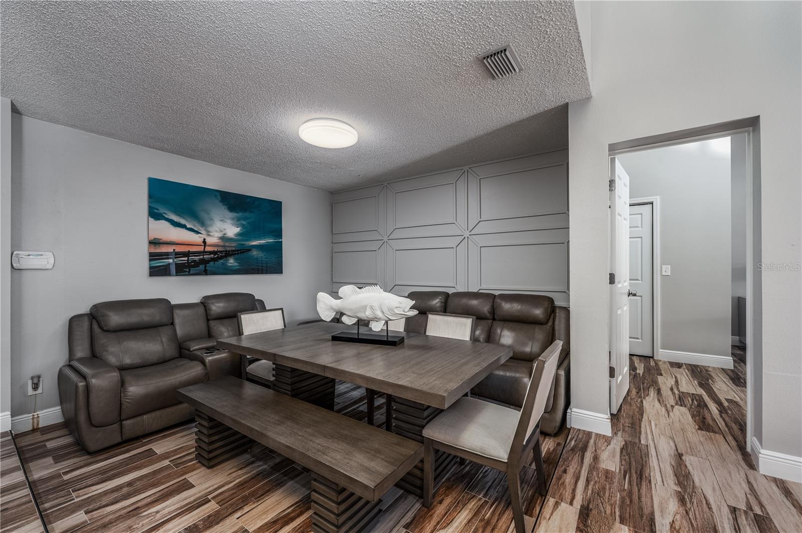 Image 11 of 36 For 930 Symphony Isles Boulevard