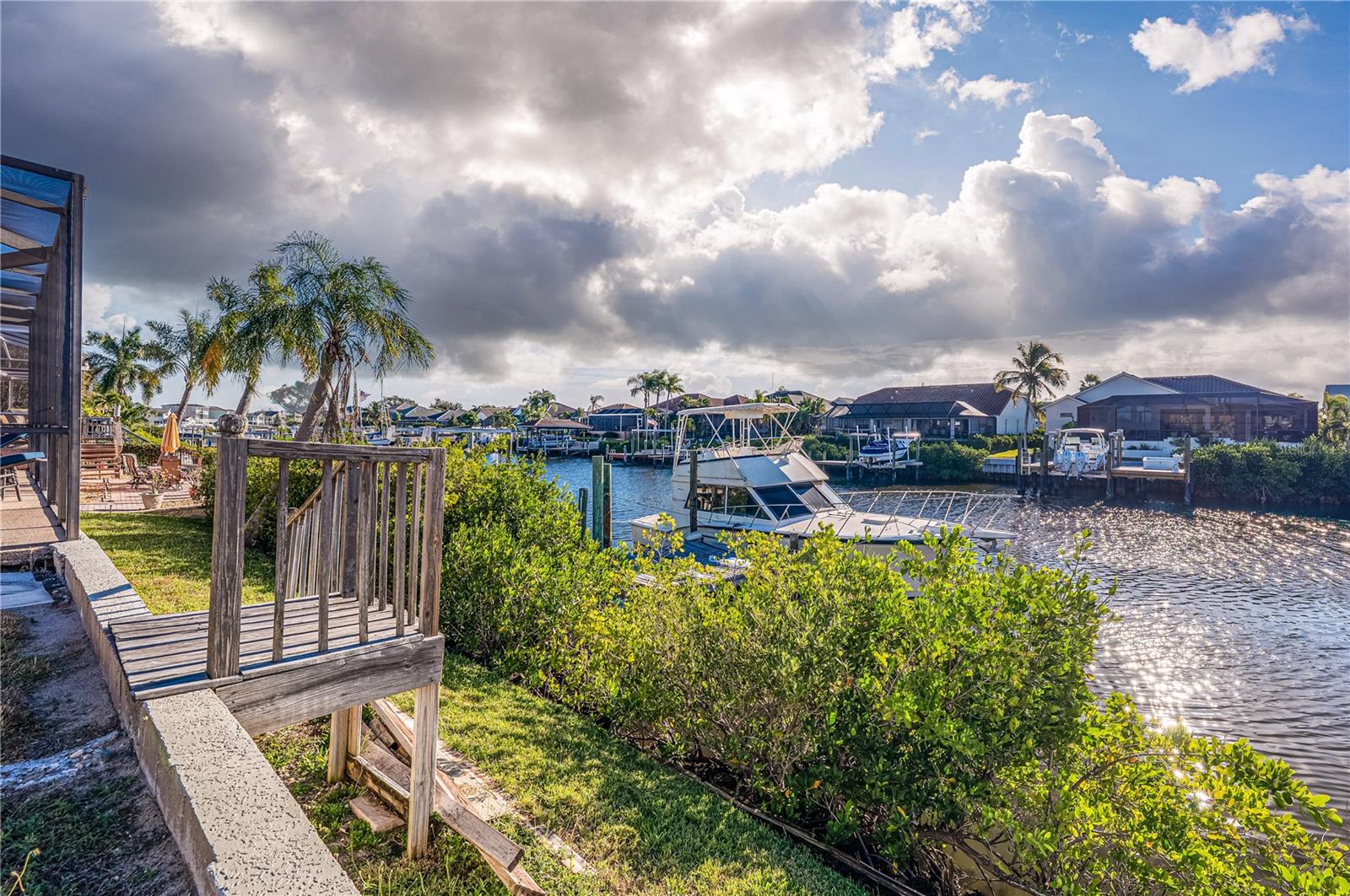 Image 30 of 36 For 930 Symphony Isles Boulevard