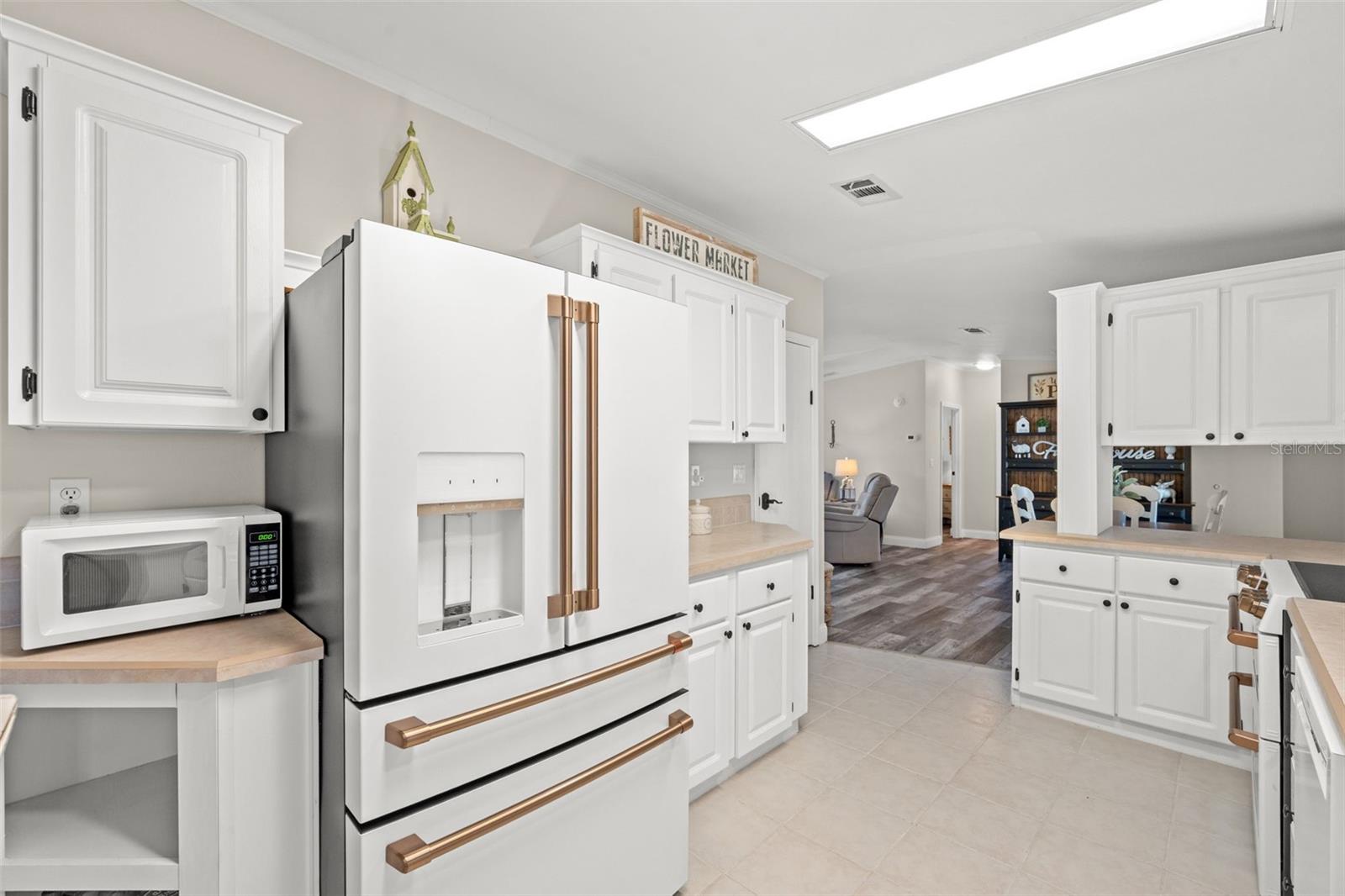 Image 19 of 55 For 15922 Brookridge Boulevard