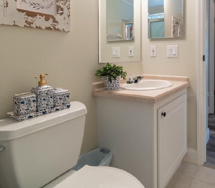 Image 33 of 55 For 15922 Brookridge Boulevard