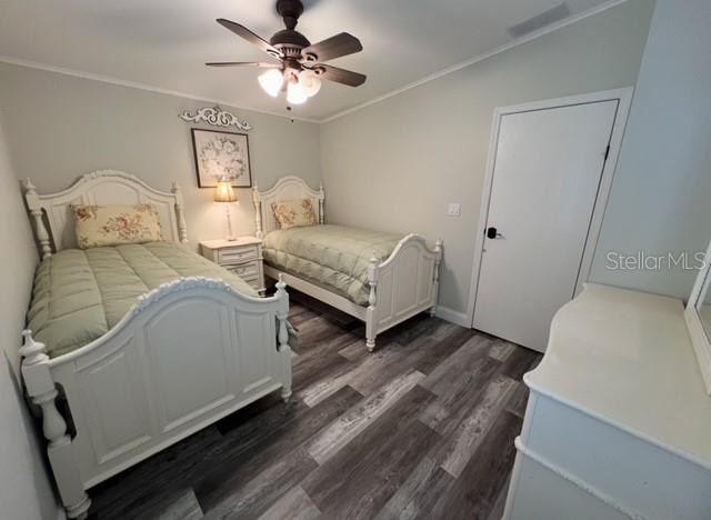 Image 34 of 55 For 15922 Brookridge Boulevard