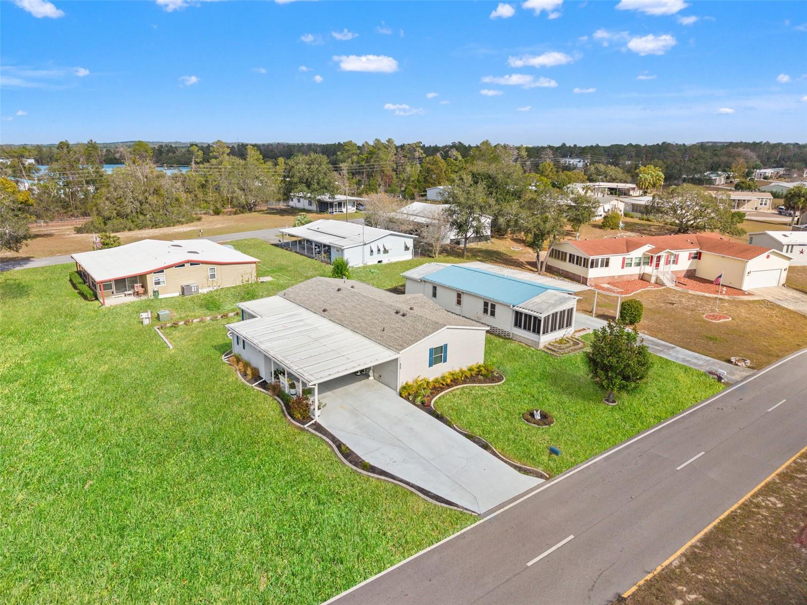 Image 4 of 55 For 15922 Brookridge Boulevard