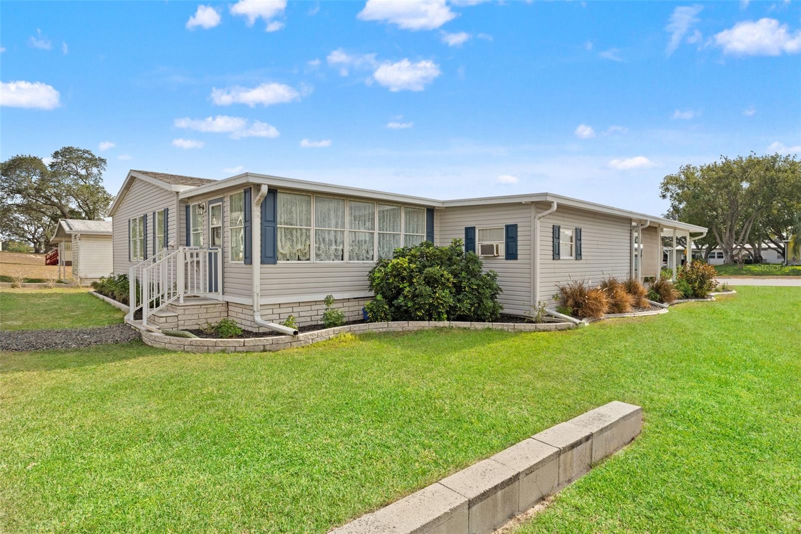 Image 44 of 55 For 15922 Brookridge Boulevard