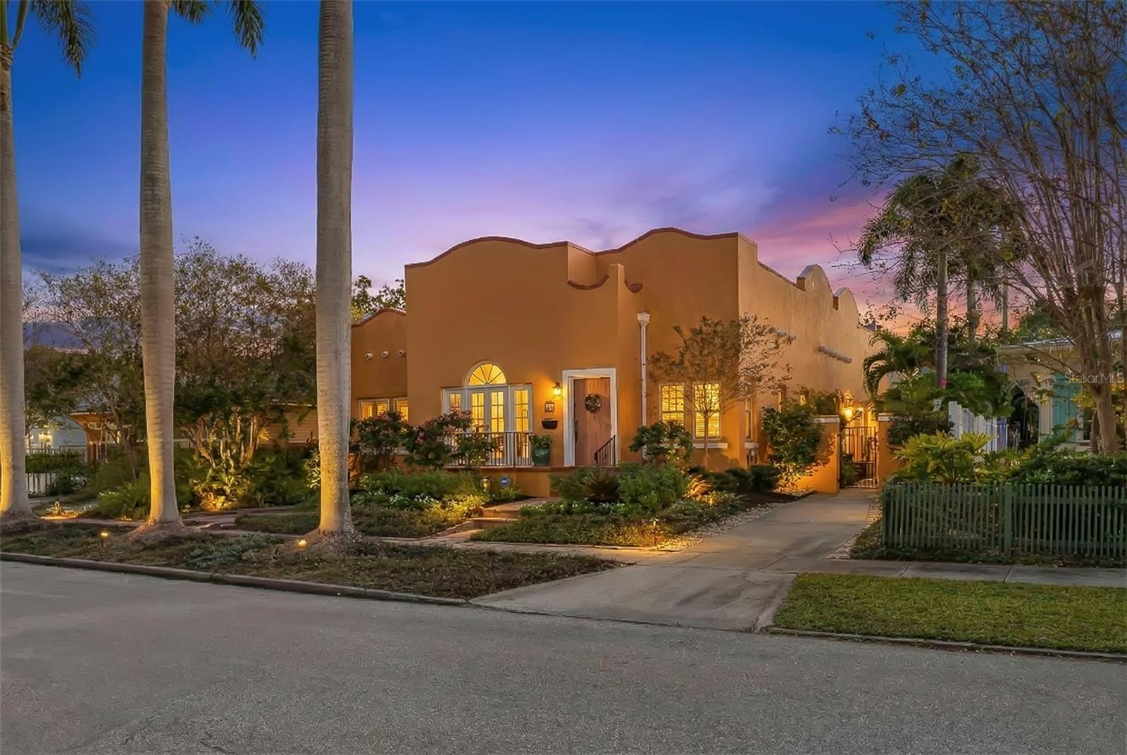 Details for 426 20th Avenue Ne, ST PETERSBURG, FL 33704