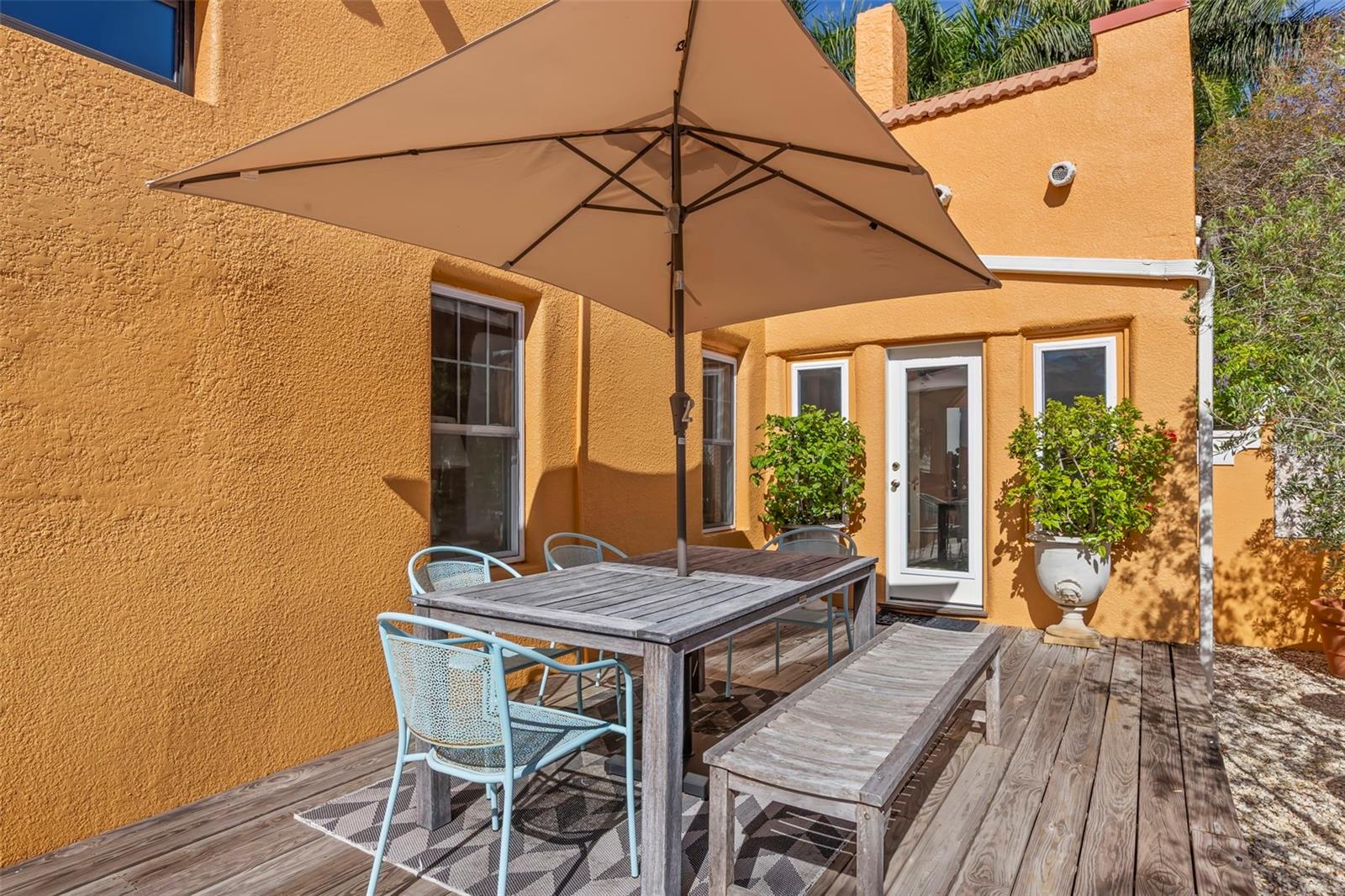 Image 52 of 73 For 426 20th Avenue Ne