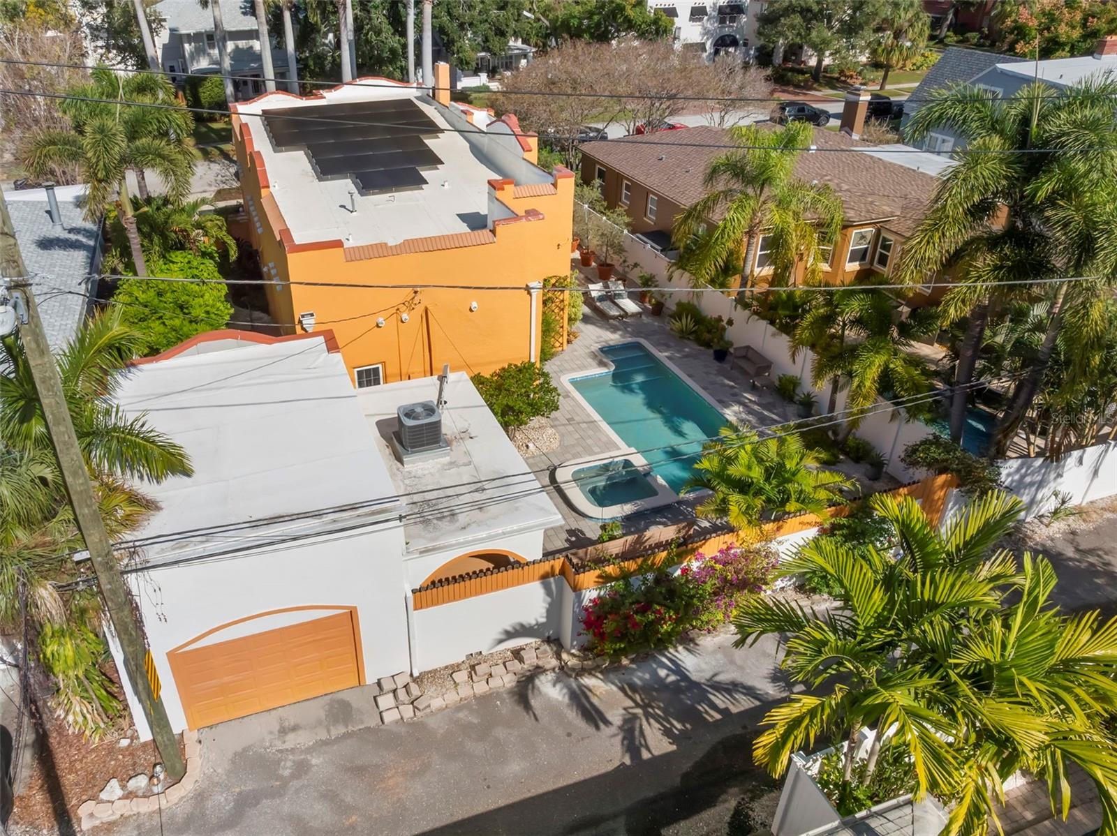 Image 56 of 73 For 426 20th Avenue Ne