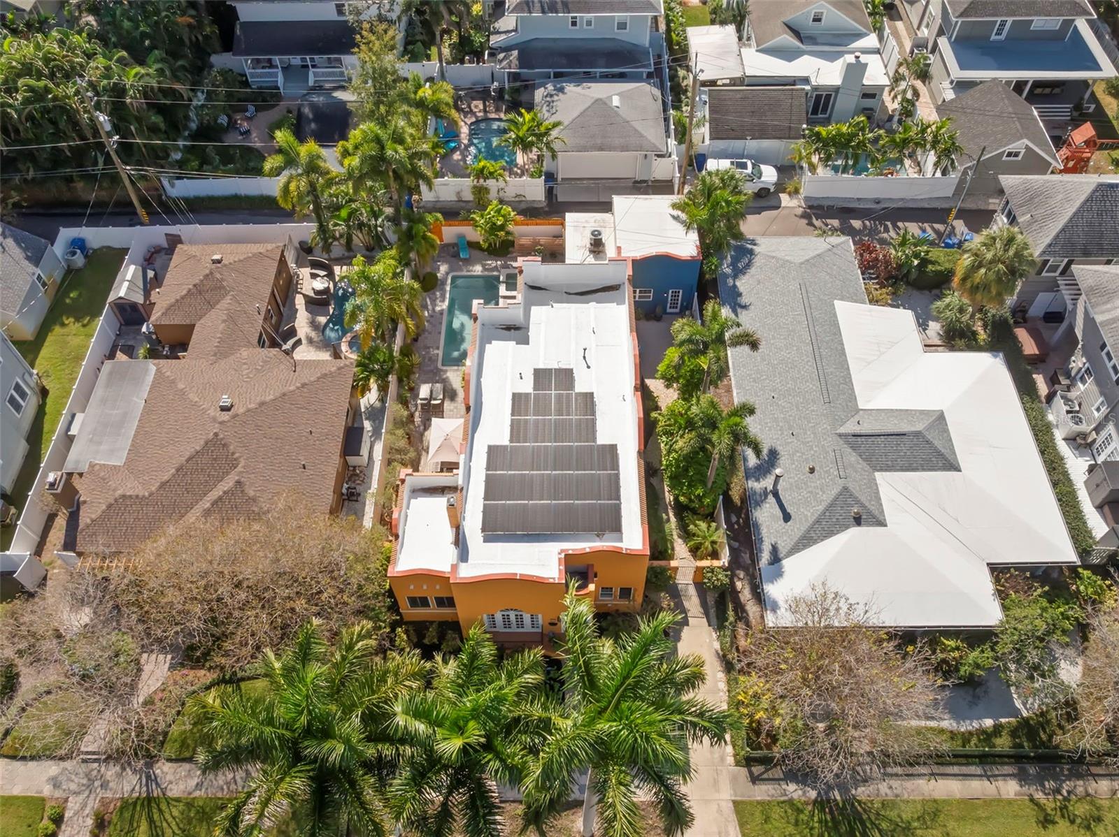 Image 58 of 73 For 426 20th Avenue Ne