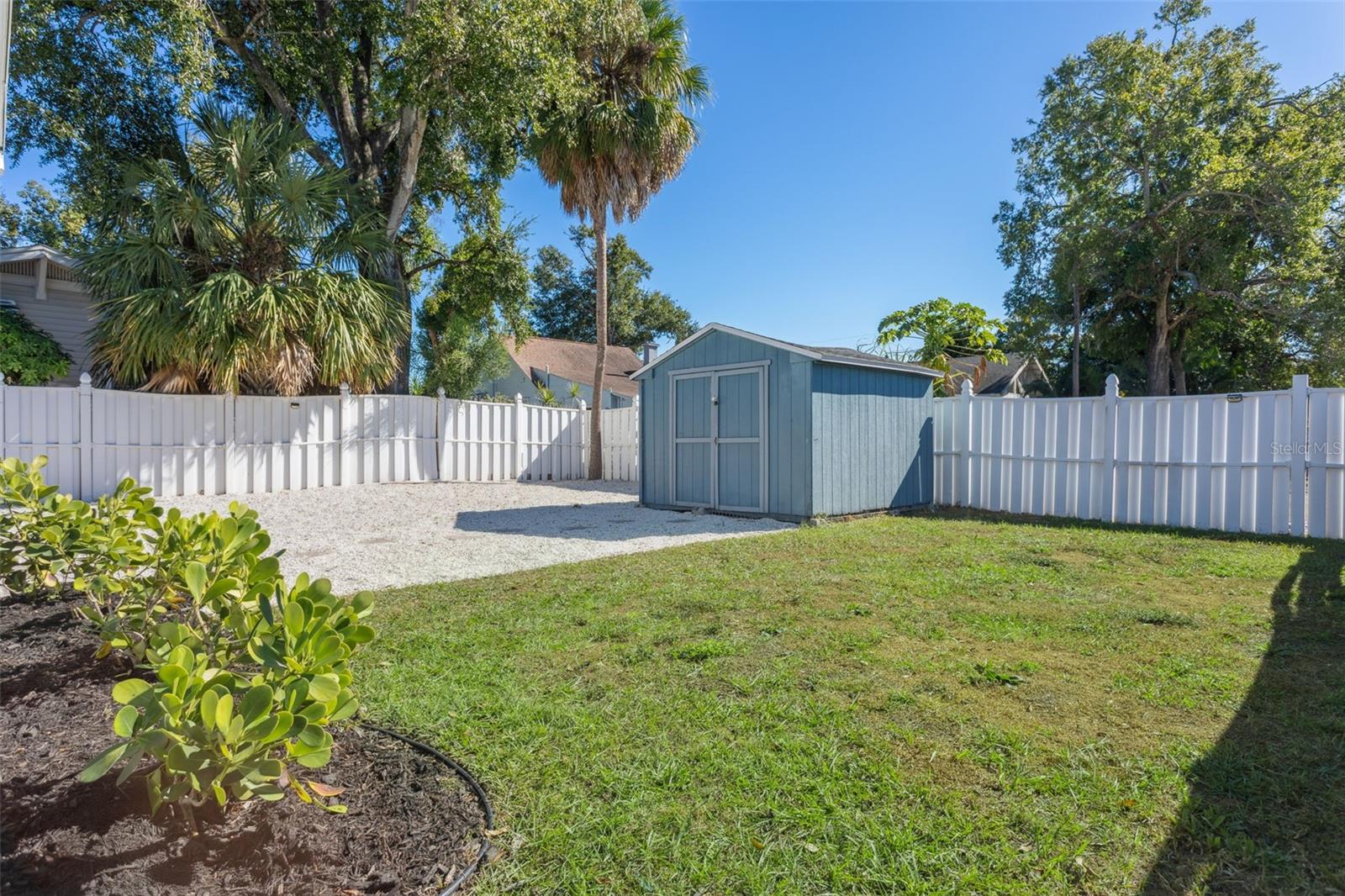 Image 33 of 48 For 204 Floribraska Avenue