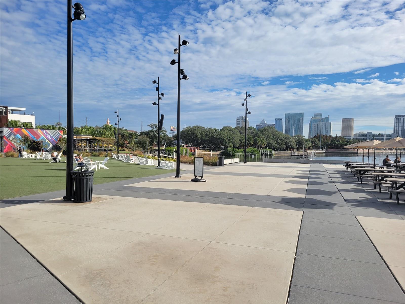 Image 43 of 48 For 204 Floribraska Avenue