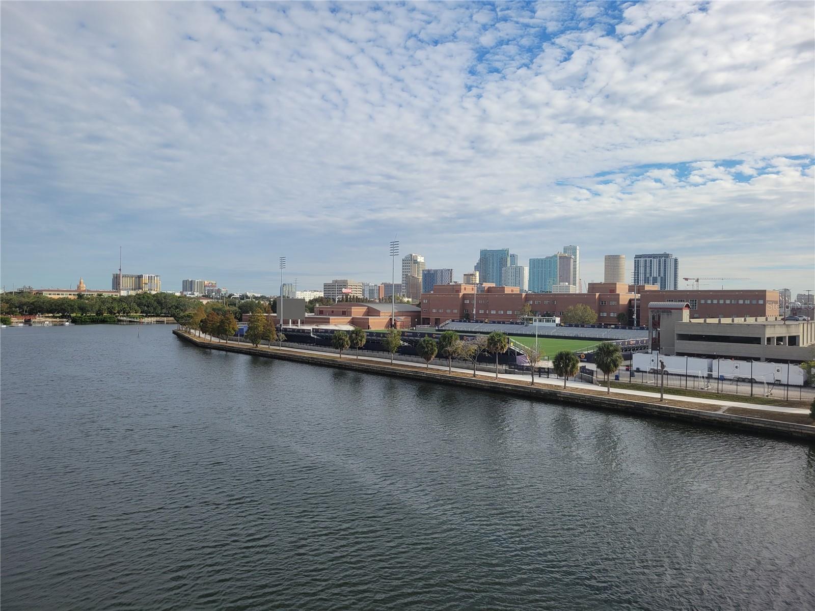 Image 44 of 48 For 204 Floribraska Avenue