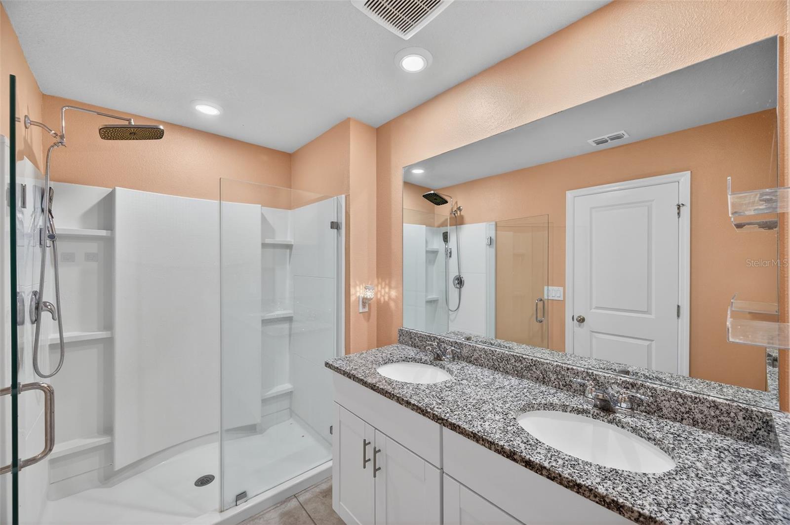 Image 16 of 27 For 2761 Emory Sound Place