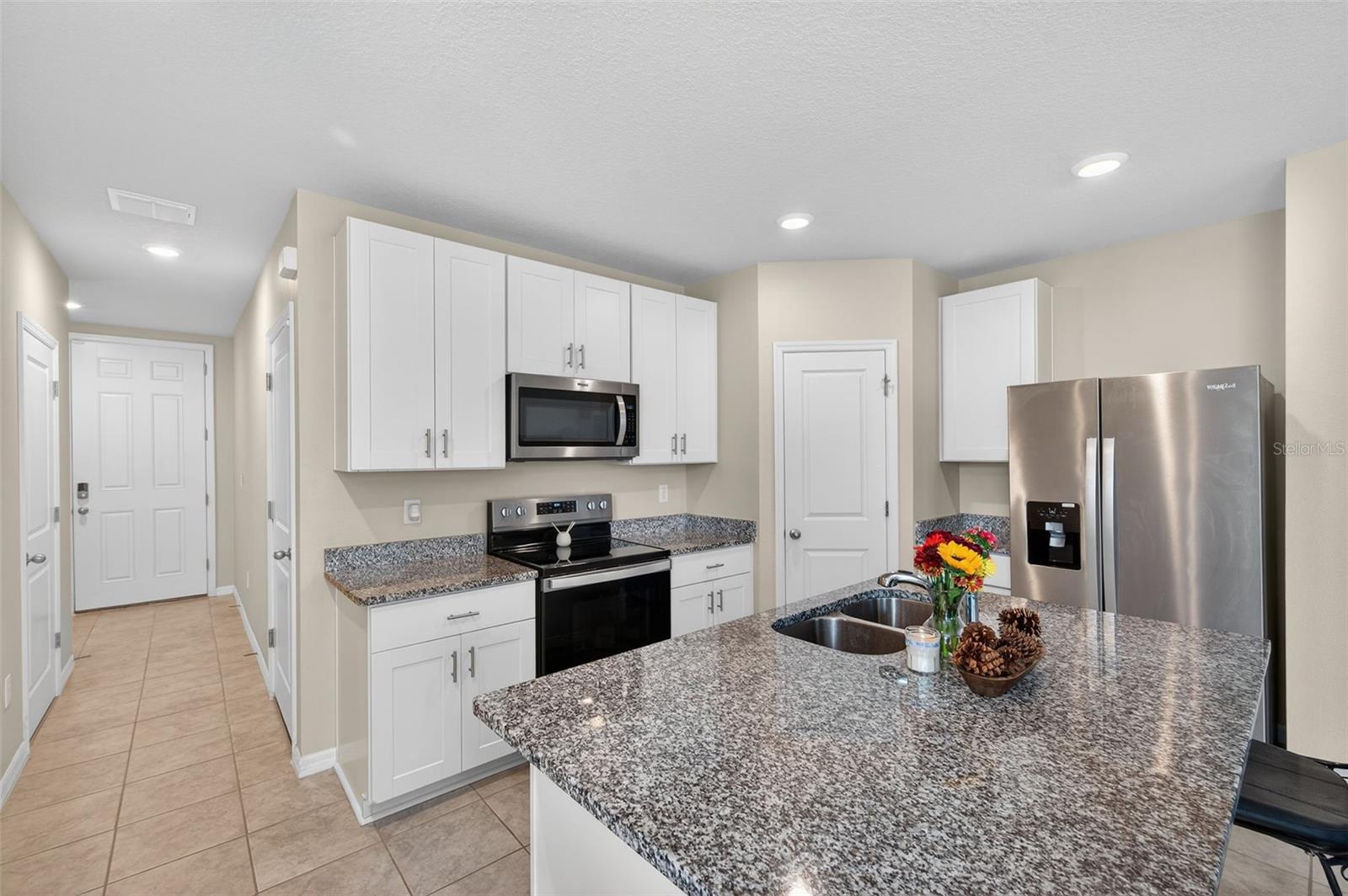 Image 4 of 27 For 2761 Emory Sound Place