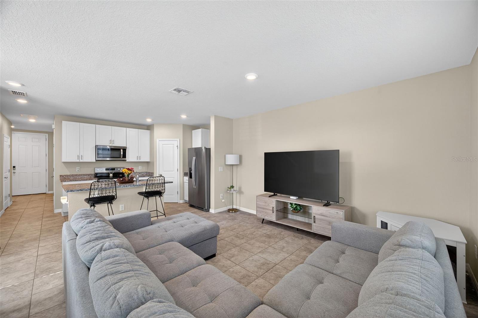 Image 9 of 27 For 2761 Emory Sound Place