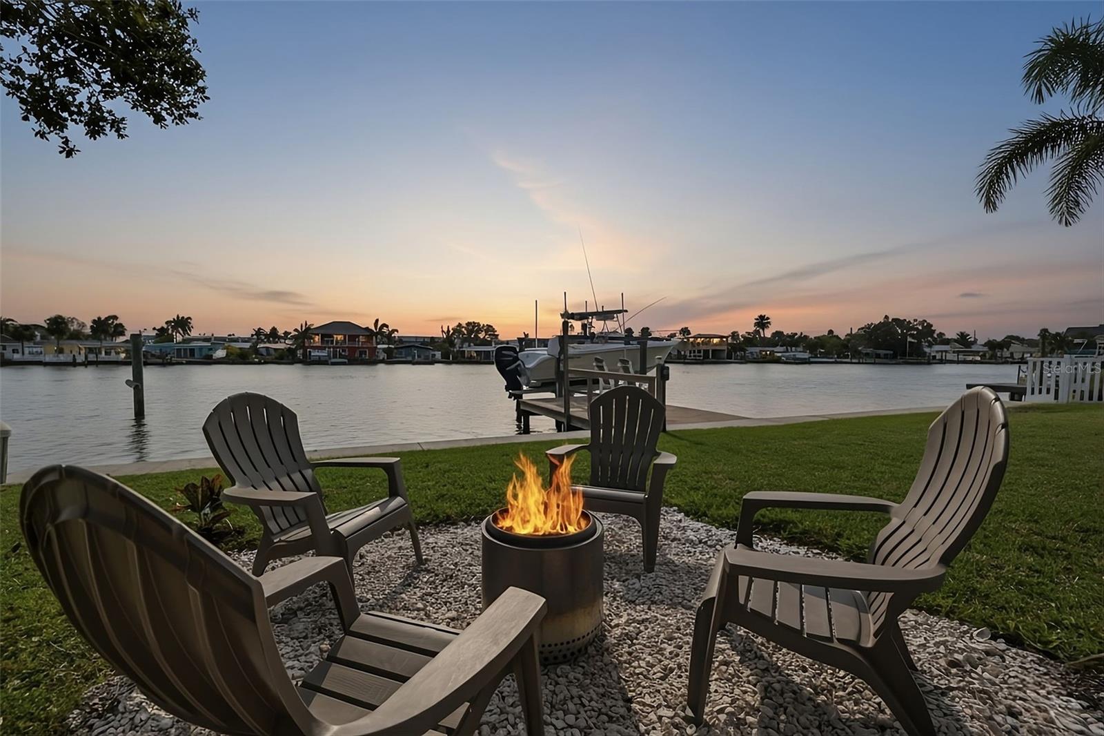 Image 35 of 51 For 333 La Hacienda Drive