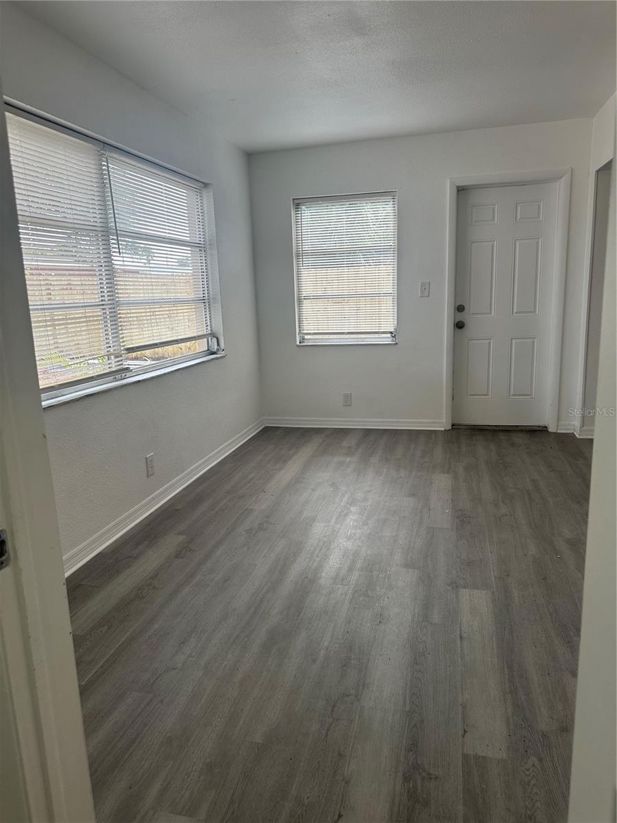 Image 11 of 19 For 2075 Plateau Road