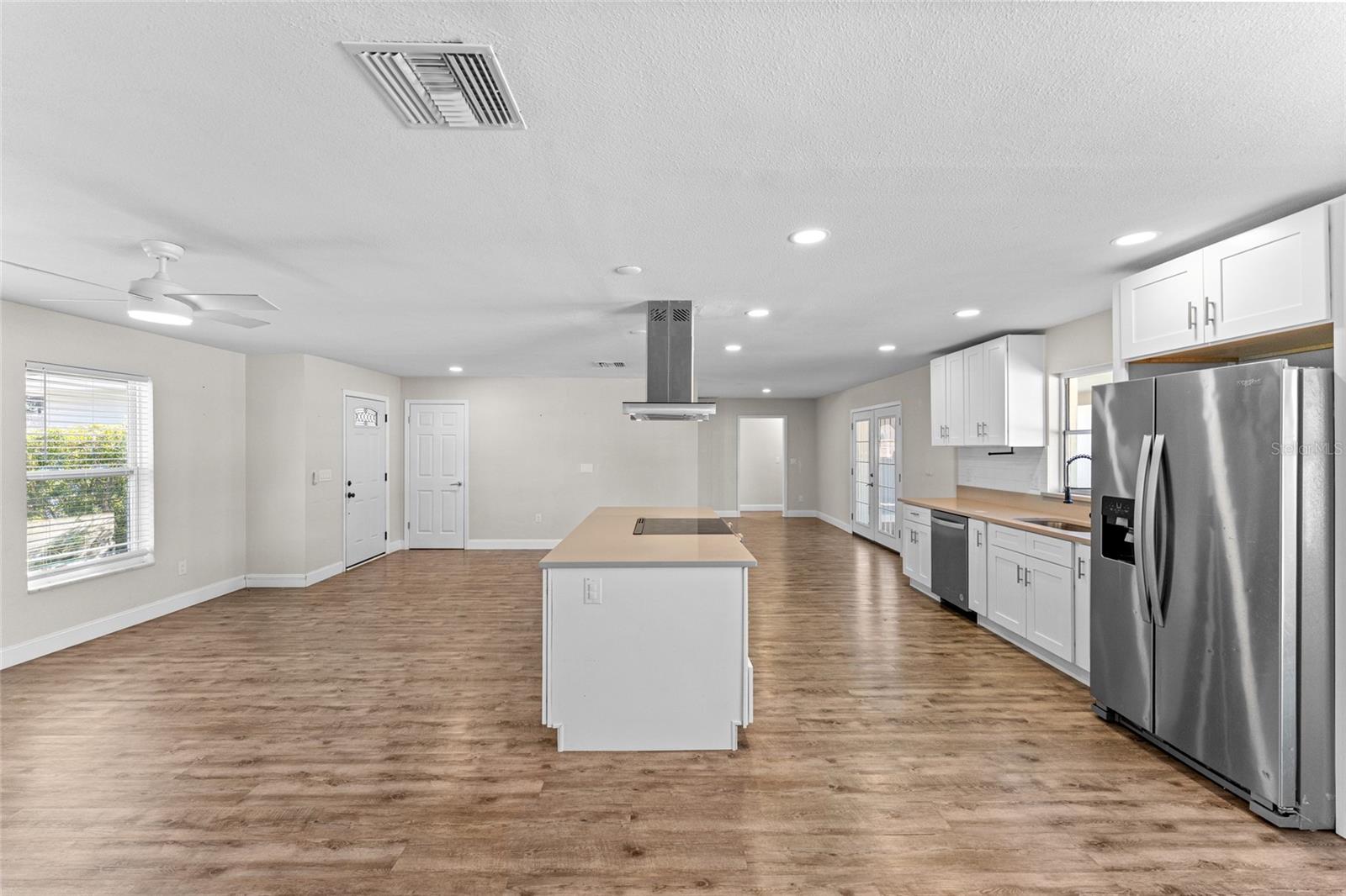 Image 10 of 47 For 1856 Cameo Way