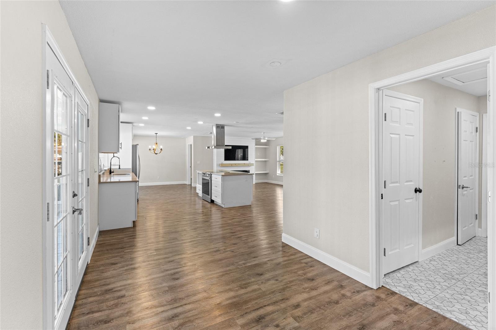 Image 20 of 47 For 1856 Cameo Way