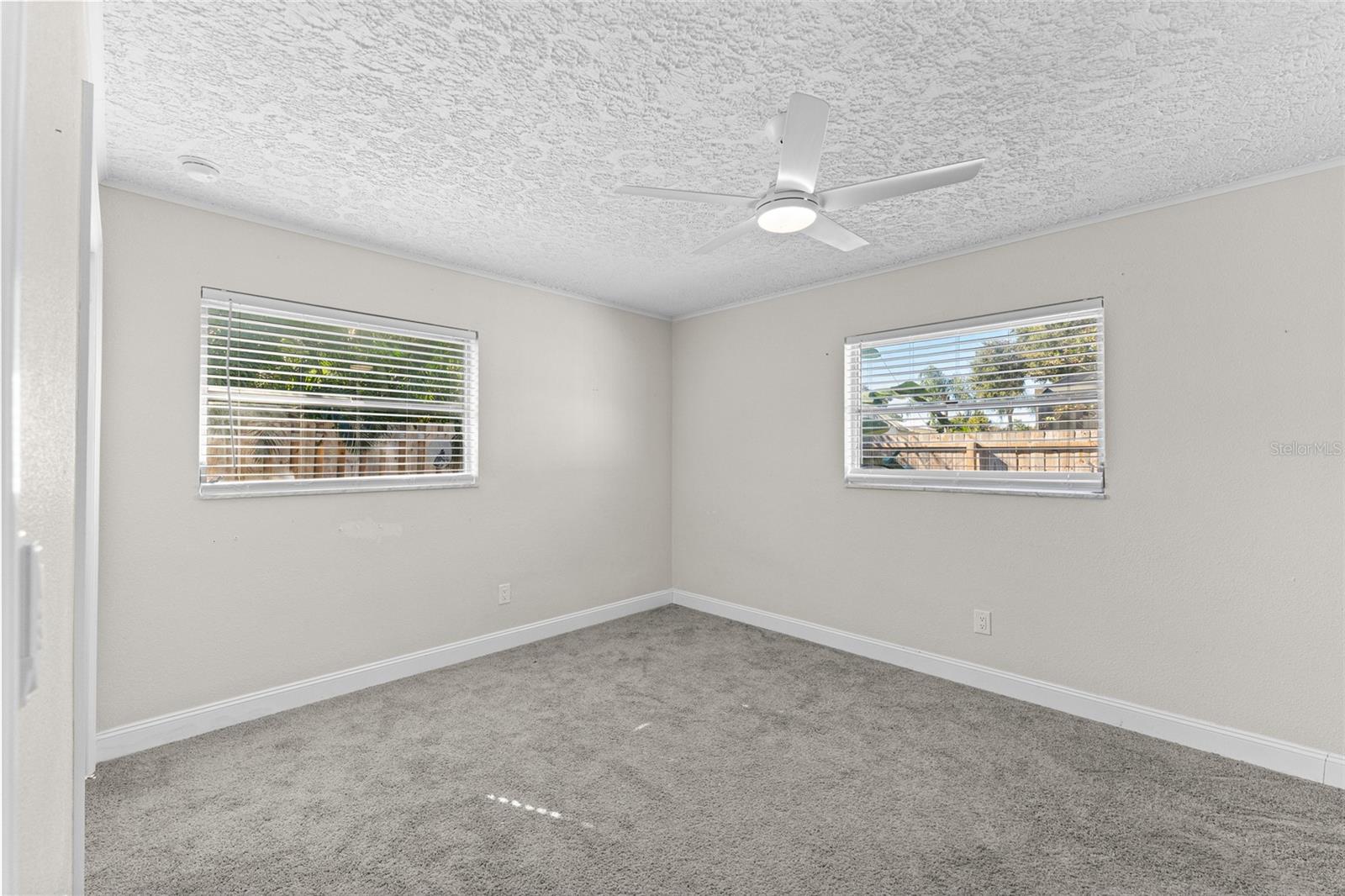 Image 26 of 47 For 1856 Cameo Way