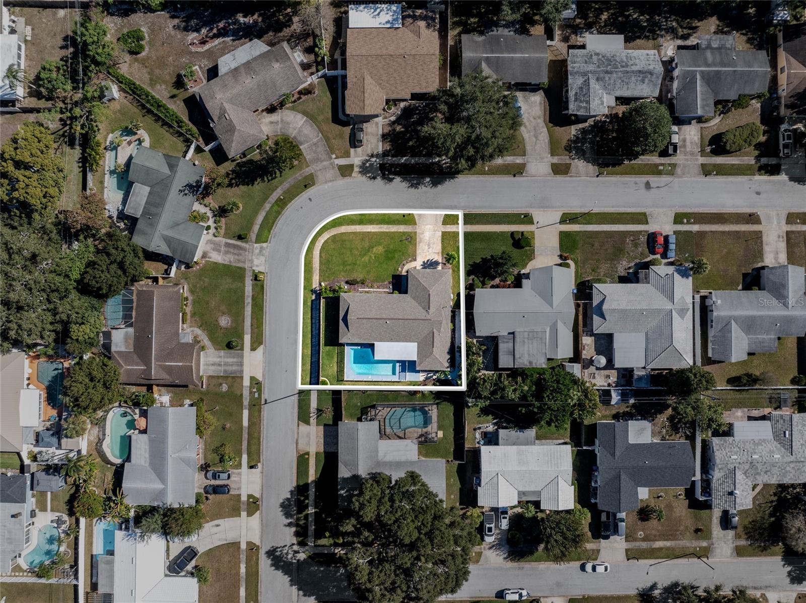 Image 44 of 47 For 1856 Cameo Way