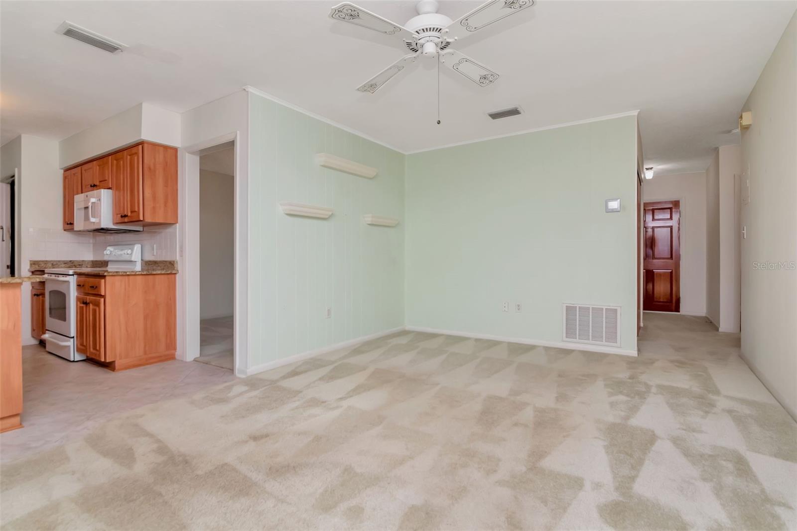 Image 7 of 24 For 12724 Carte Drive