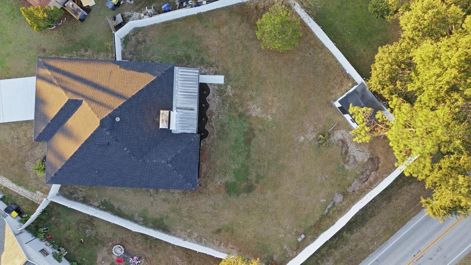 Image 18 of 23 For 858 Concord Lane