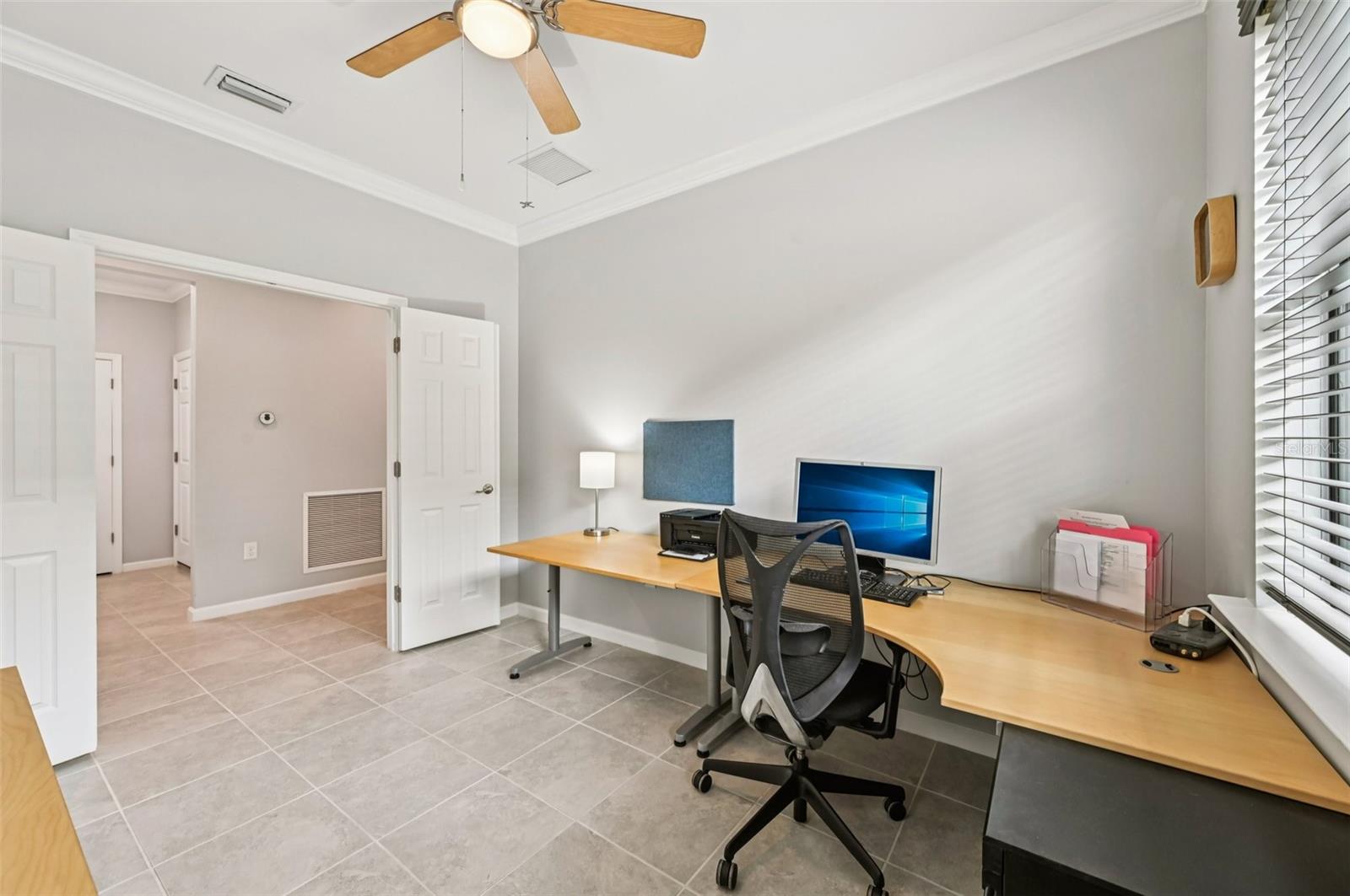 Image 17 of 33 For 2641 Daisy Drive