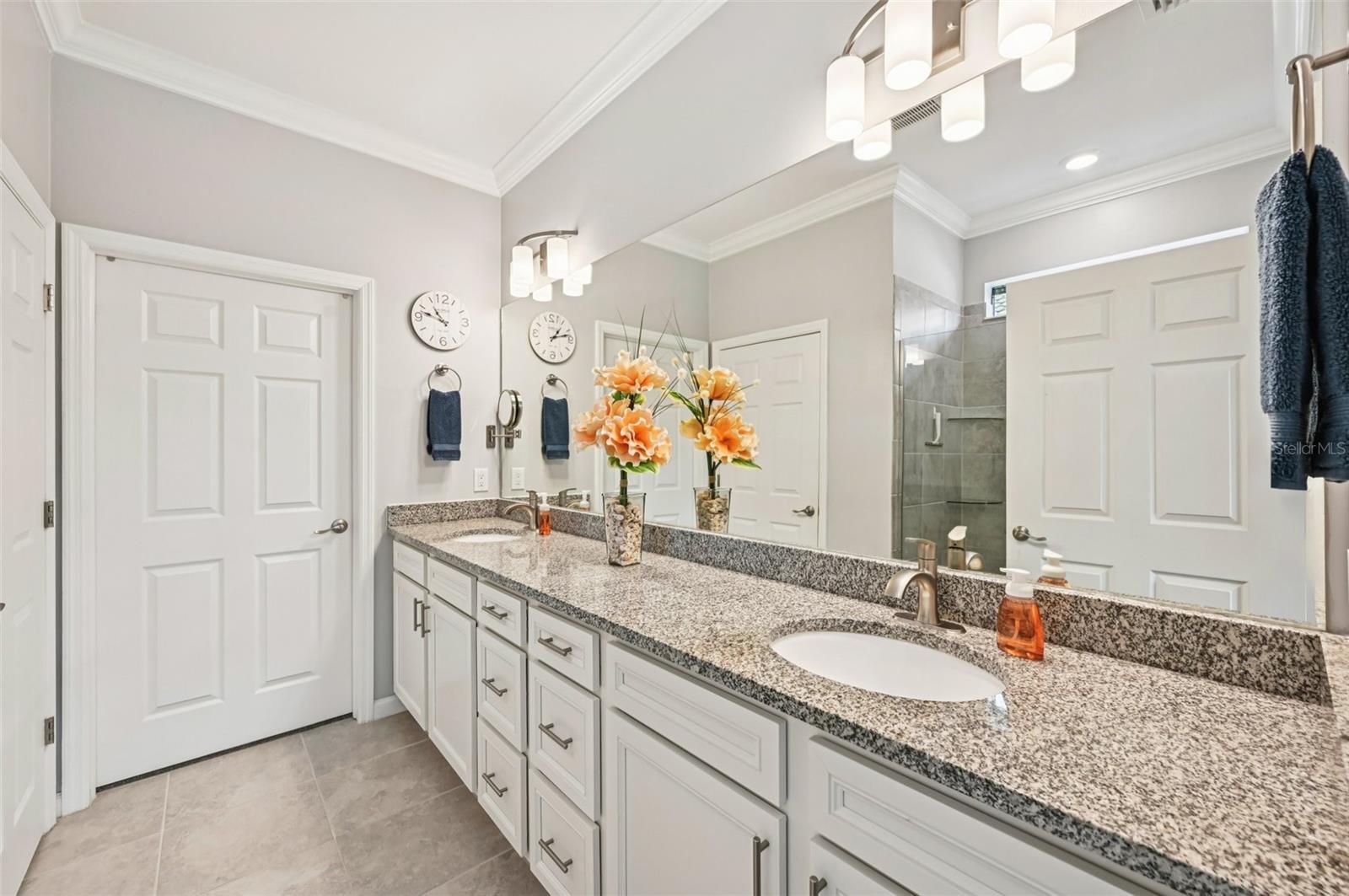 Image 20 of 33 For 2641 Daisy Drive