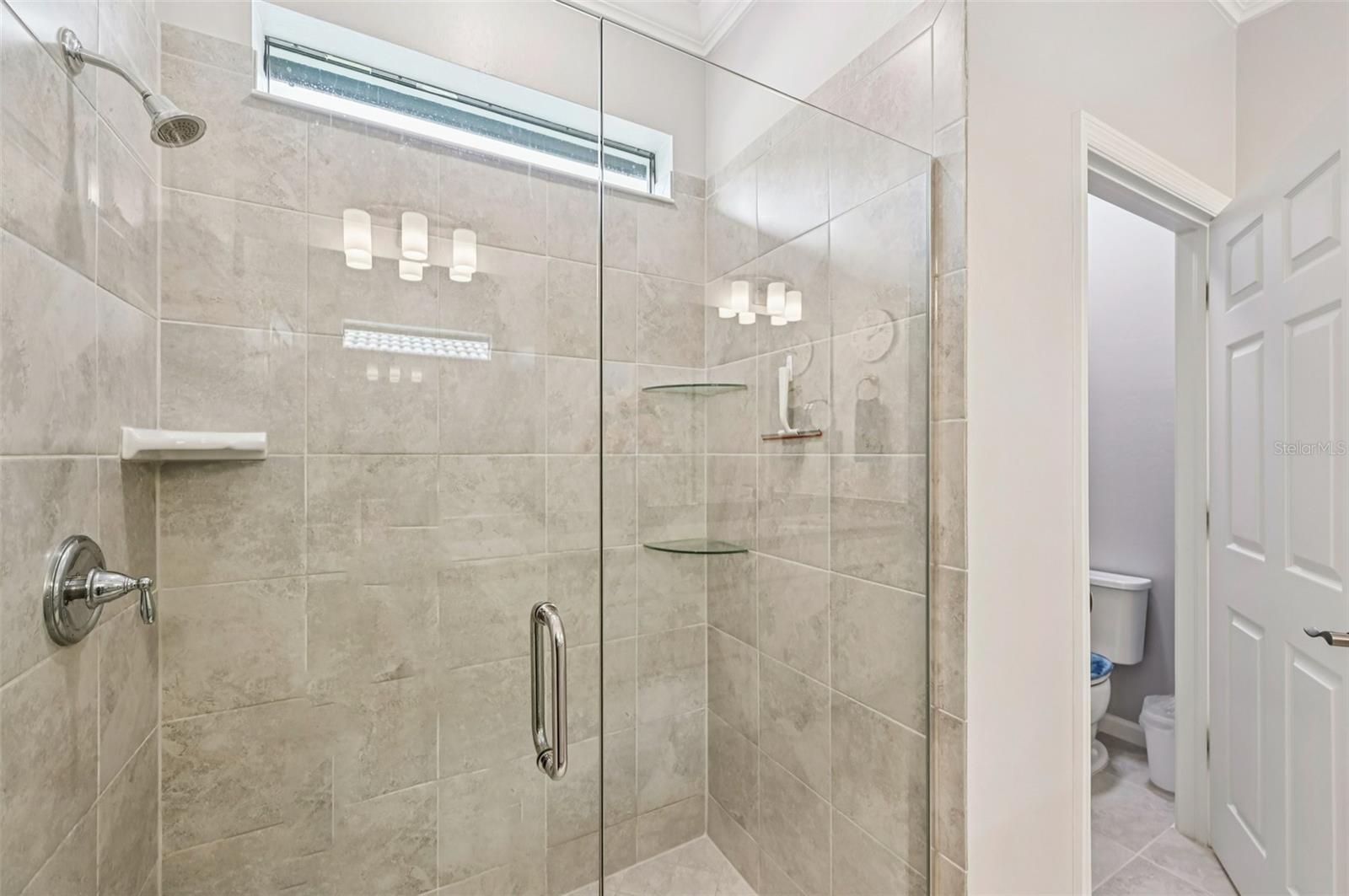 Image 21 of 33 For 2641 Daisy Drive