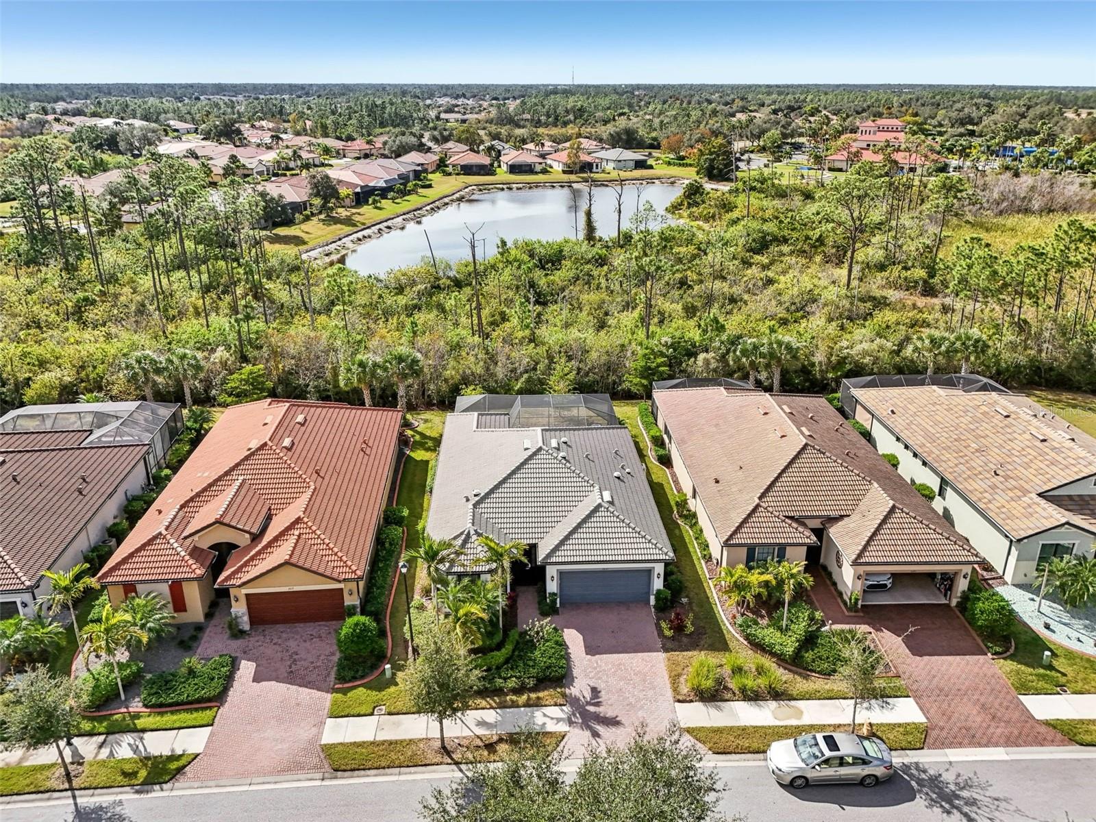 Image 25 of 33 For 2641 Daisy Drive