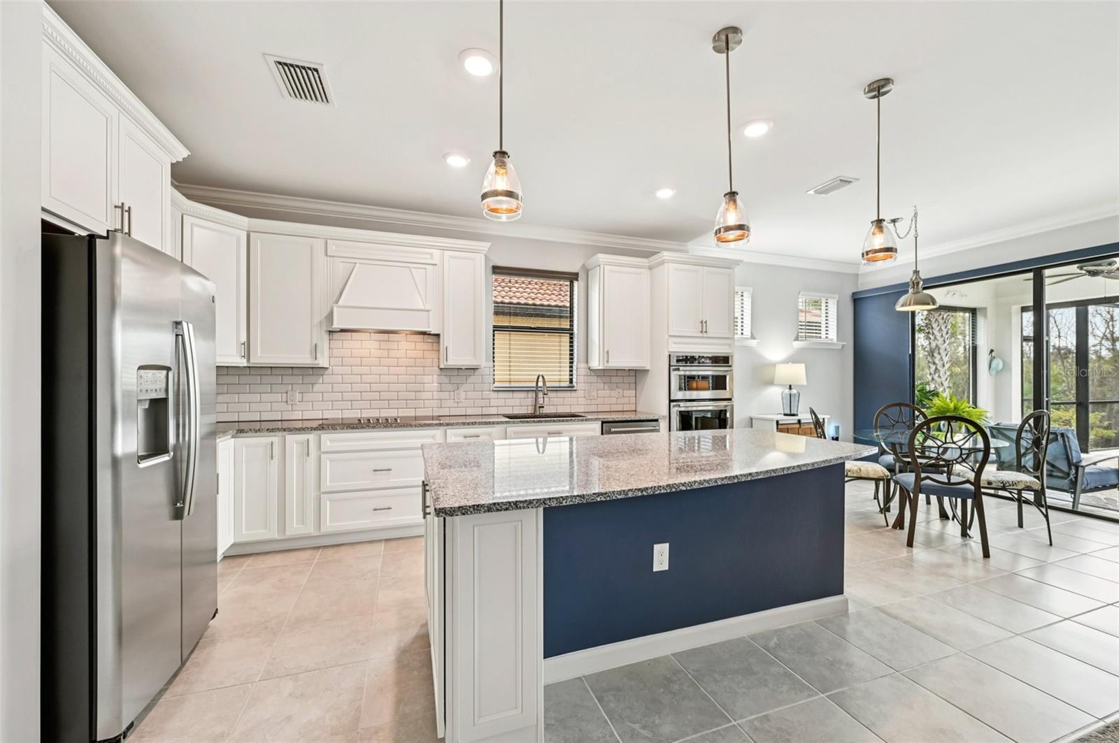 Image 7 of 33 For 2641 Daisy Drive