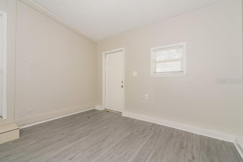 Image 14 of 21 For 559 Martin Place Boulevard