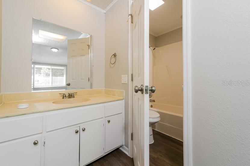 Image 20 of 21 For 559 Martin Place Boulevard