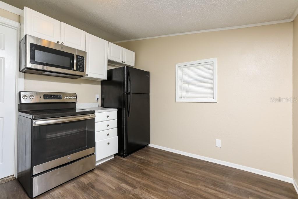 Image 3 of 8 For 559 Martin Place Boulevard