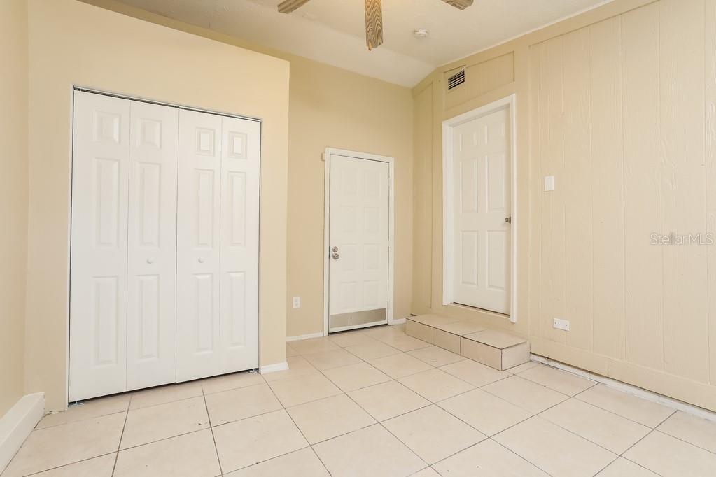 Image 4 of 8 For 559 Martin Place Boulevard