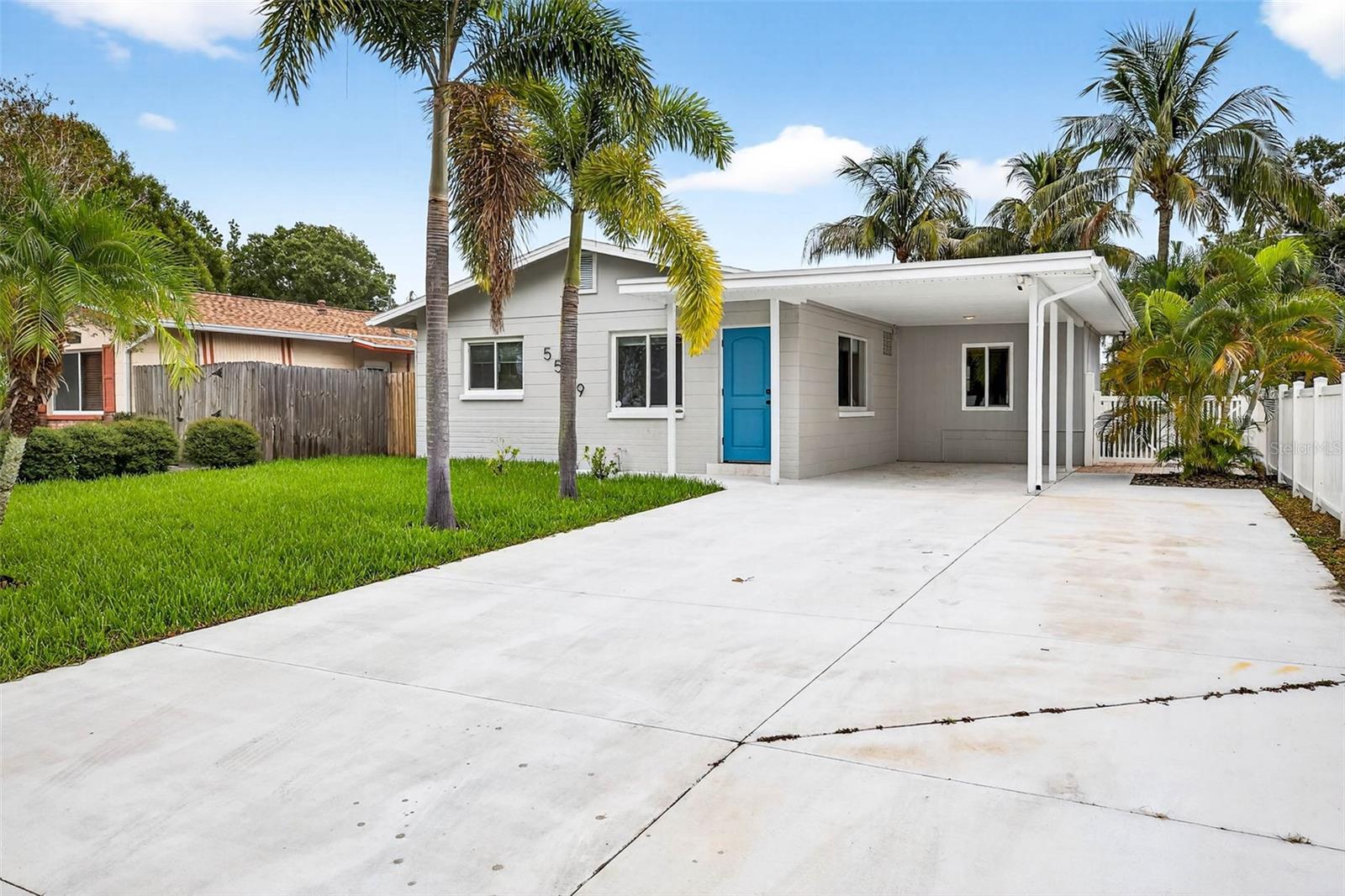 Image 14 of 32 For 5519 Commonwealth Avenue N