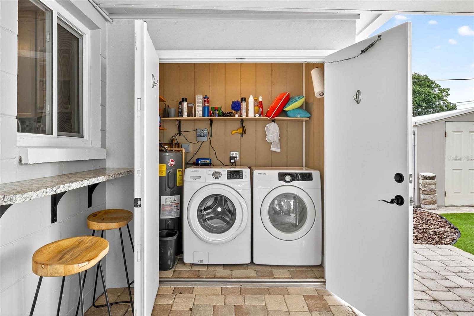 Image 15 of 32 For 5519 Commonwealth Avenue N