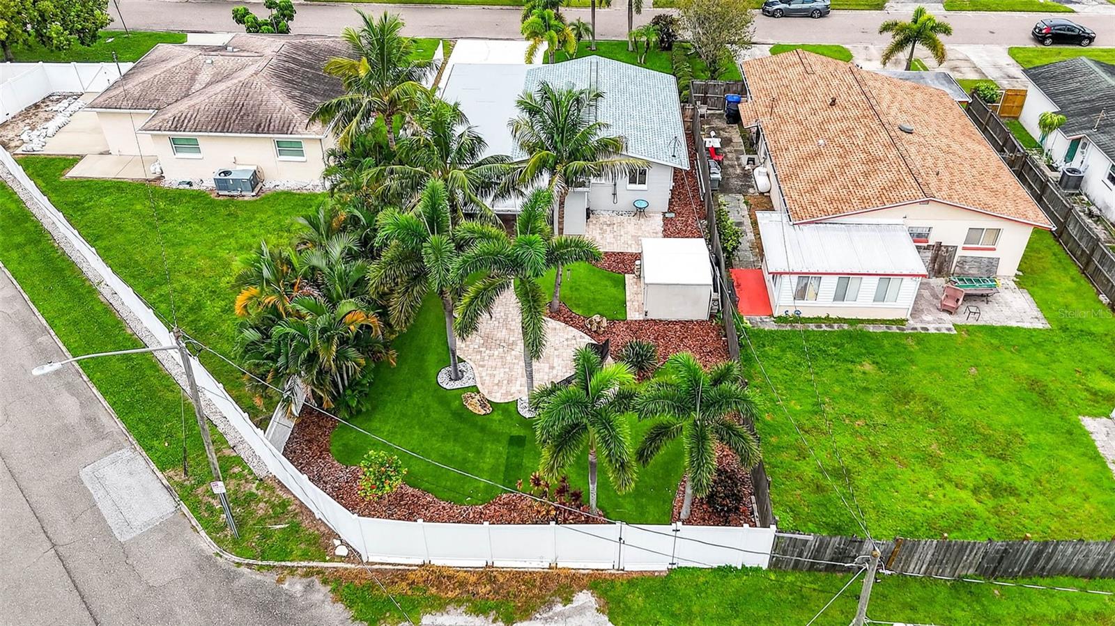 Image 24 of 32 For 5519 Commonwealth Avenue N