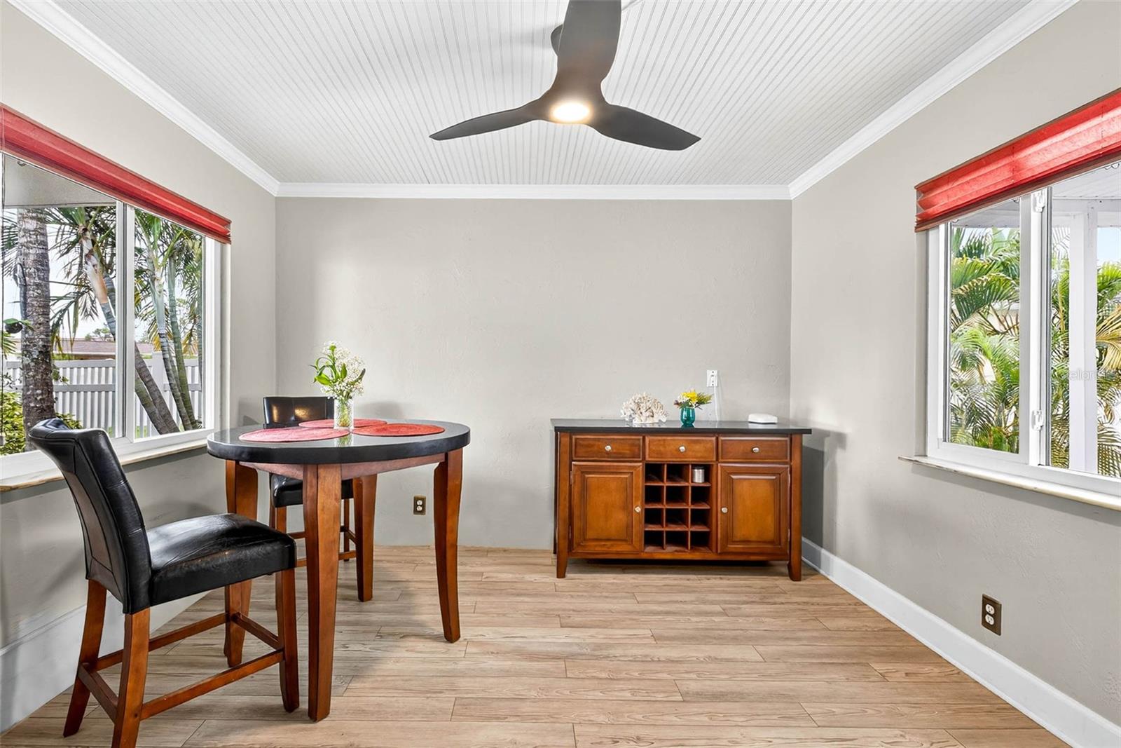 Image 7 of 32 For 5519 Commonwealth Avenue N