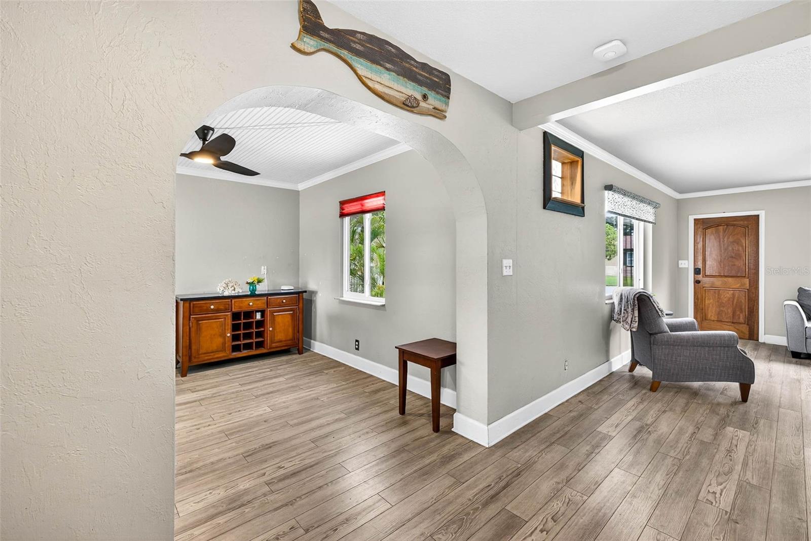 Image 8 of 32 For 5519 Commonwealth Avenue N