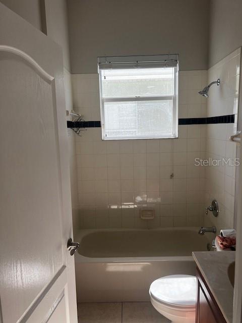 Image 14 of 19 For 20010 Daytona Way