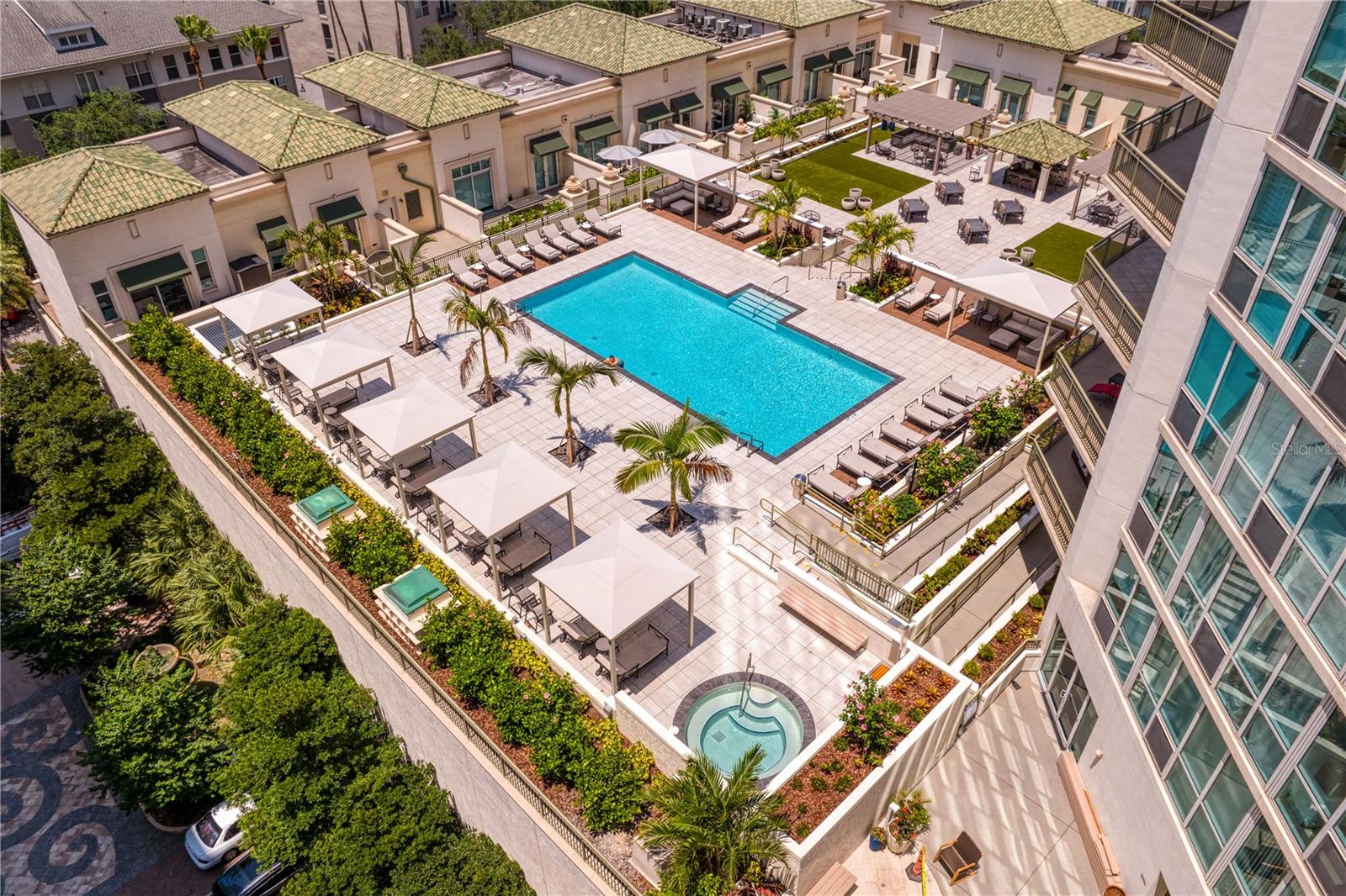 Image 38 of 52 For 450 Knights Run Avenue 503