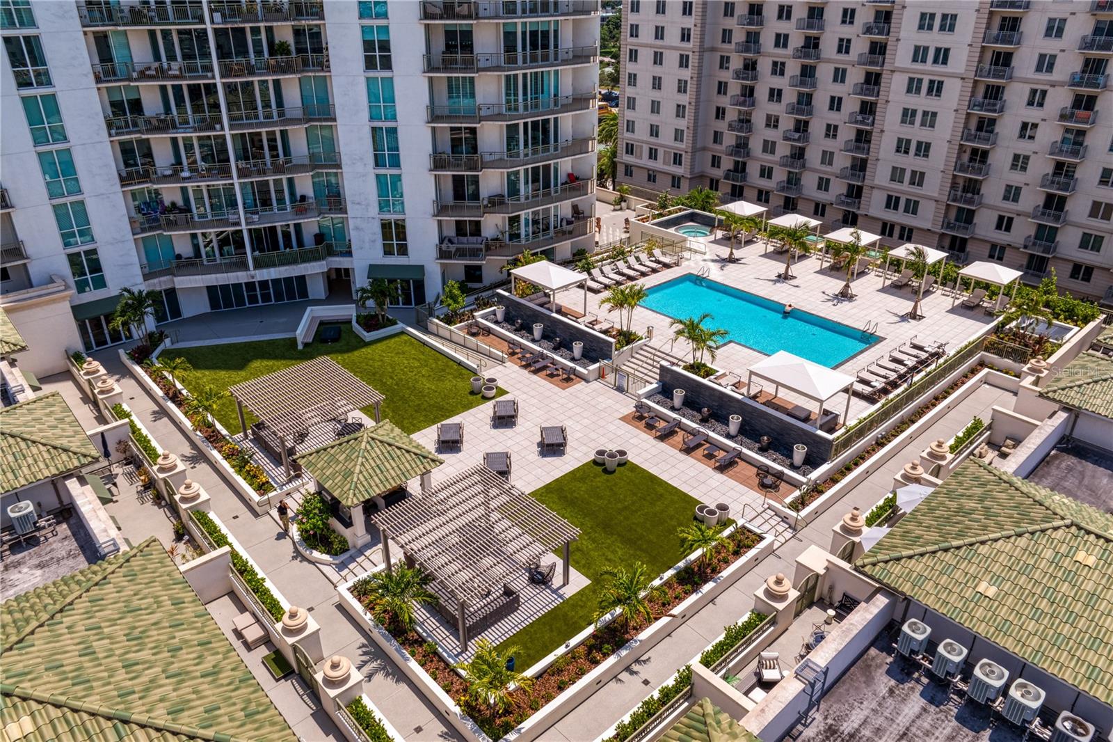 Image 39 of 52 For 450 Knights Run Avenue 503