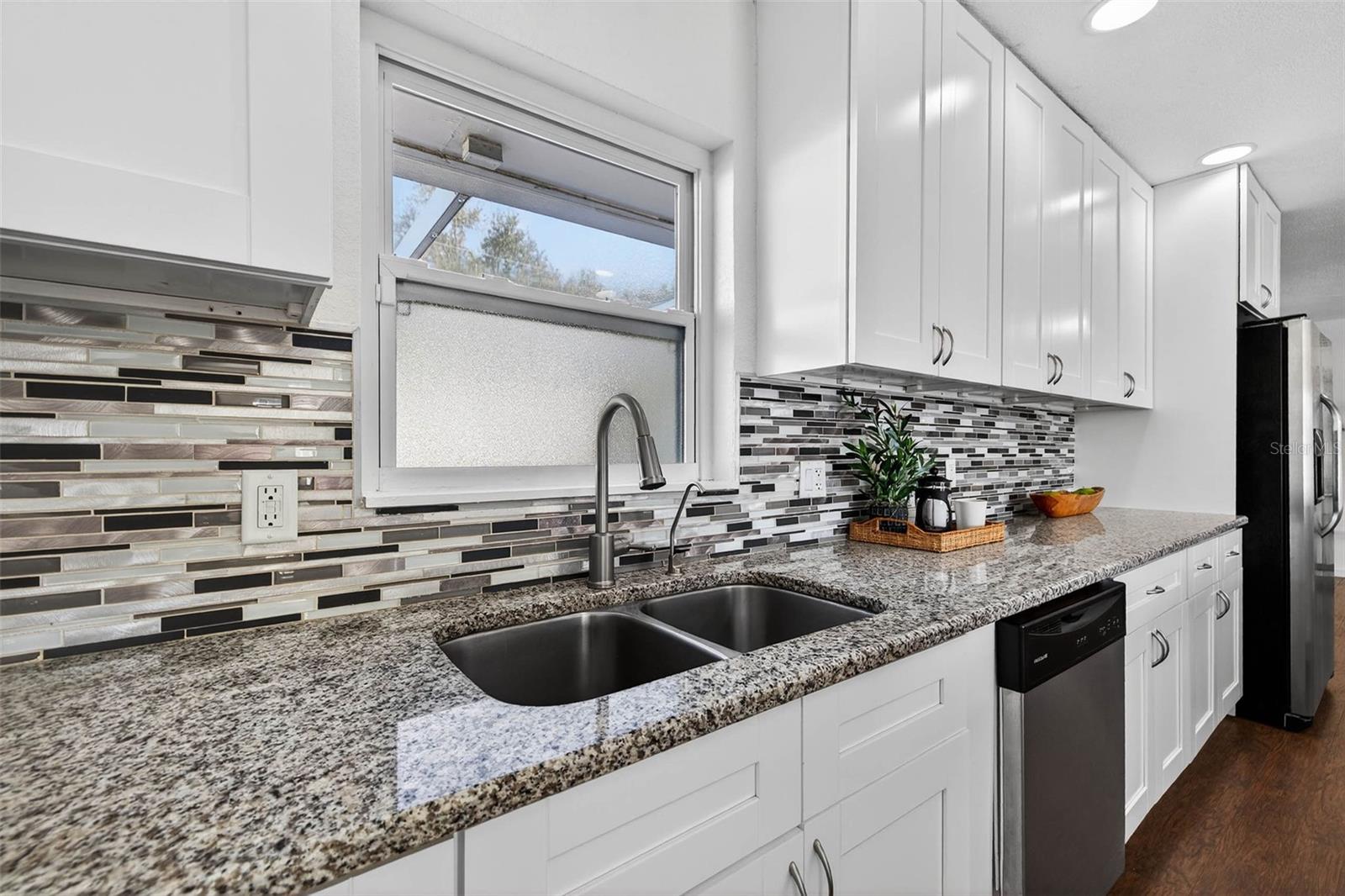 Image 10 of 36 For 1800 Magnolia Drive