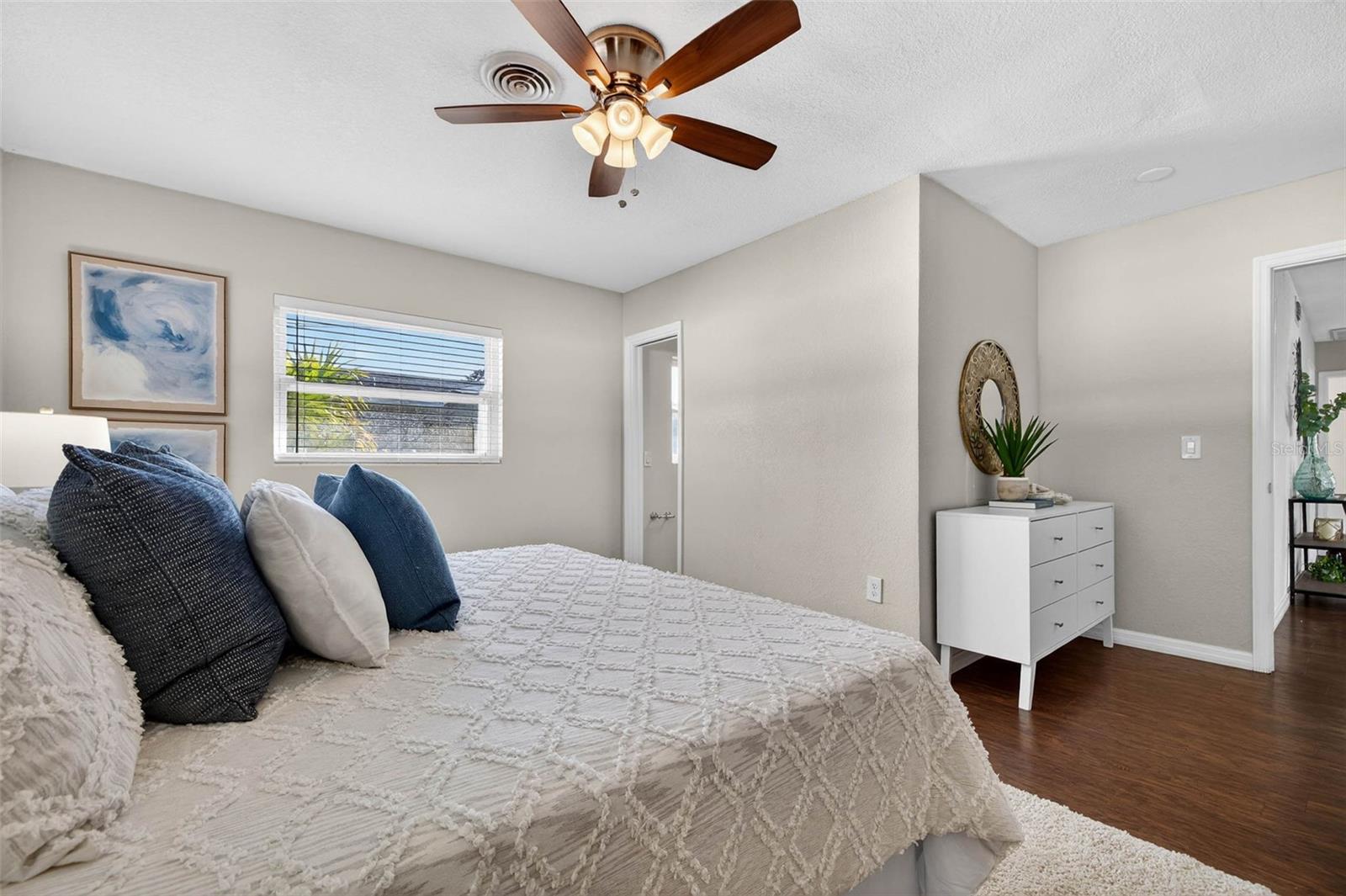 Image 16 of 36 For 1800 Magnolia Drive