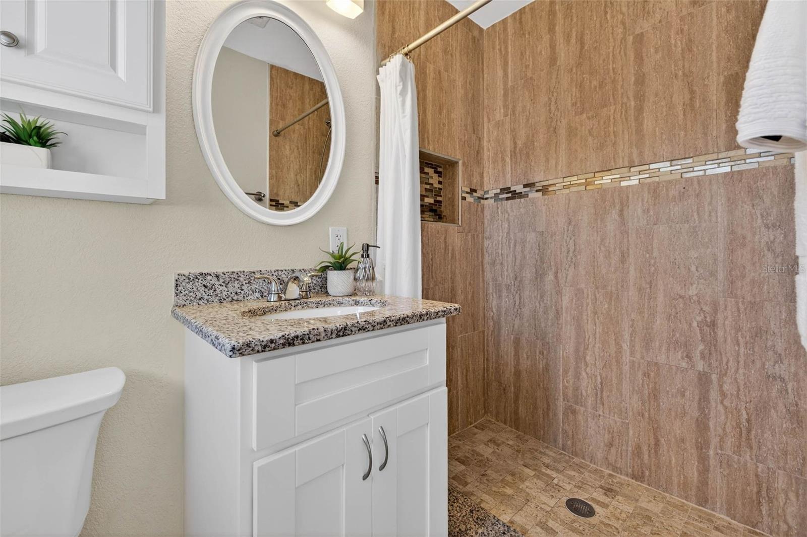 Image 19 of 36 For 1800 Magnolia Drive