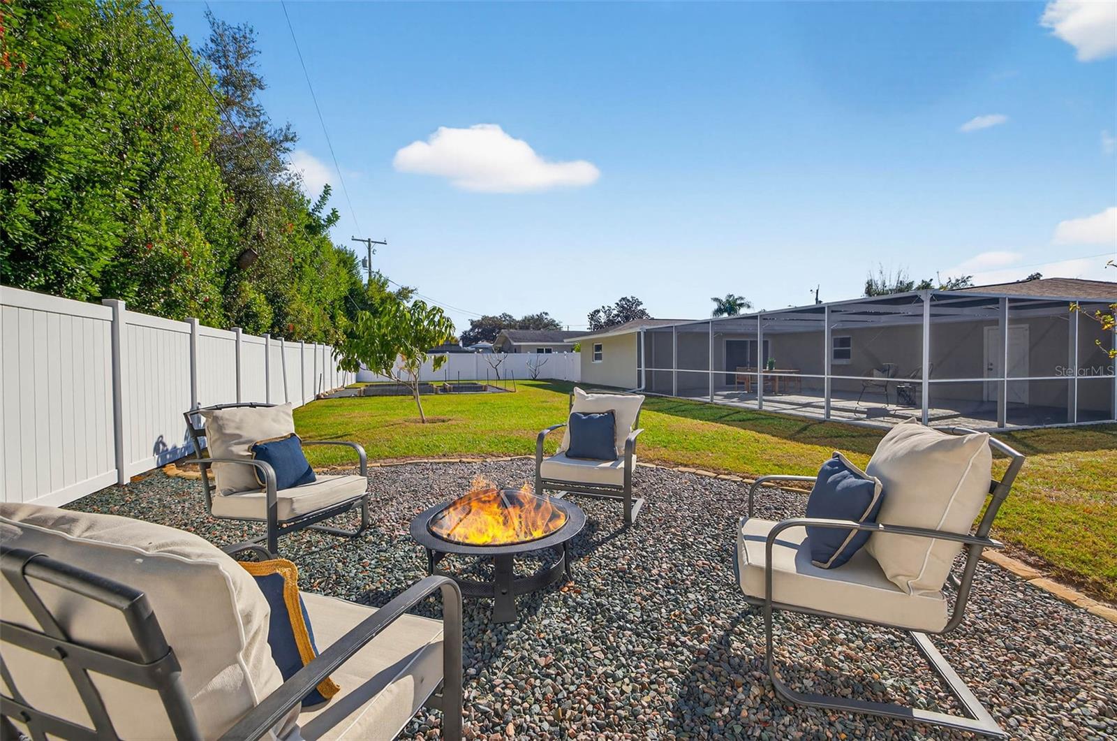 Image 29 of 36 For 1800 Magnolia Drive